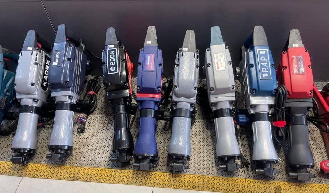 اجاره دریل کمپکتور دستگاه جوش فارسی بر نردبان وینچ|خدمات پیشه و مهارت|کرج, فاز ۴ مهرشهر|دیوار