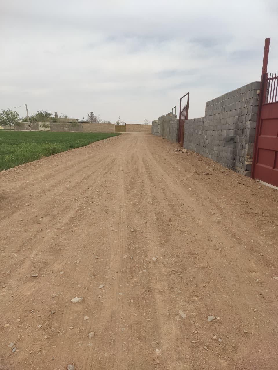 چهاردیواری باغی۵۰۰متر هتن آباد روبروی قهجاورستان|فروش زمین و ملک کلنگی|اصفهان, قلعه نو|دیوار