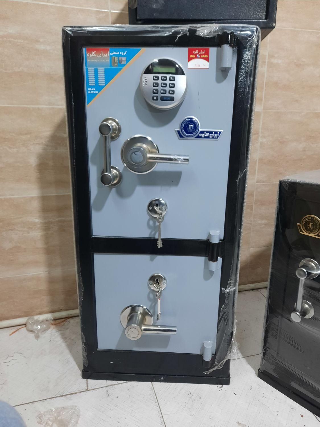 دو طبقه گاوصندوق / دوطبقه ۸۰ ۱۰۰ ۱۲۰ گاو صندوق|ابزارآلات|تهران, شهرک طالقانی|دیوار