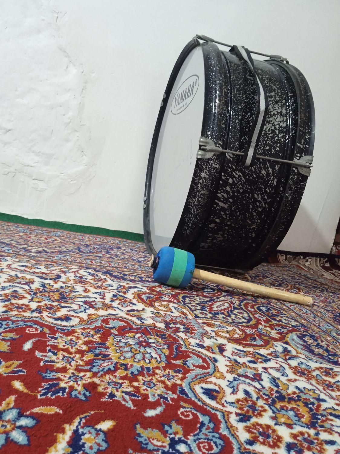 طبل|درام و پرکاشن|لردگان, |دیوار