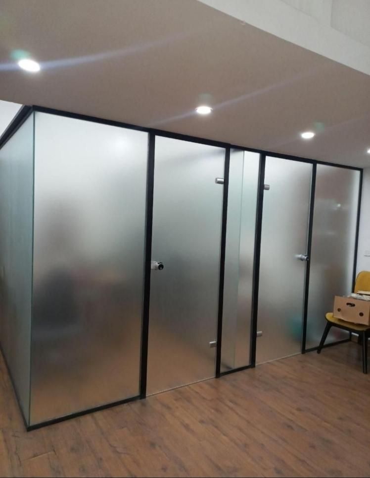 کارتن پست و برش مات کن برچسب استیکر بنر رستگارفر|خدمات پیشه و مهارت|گرگان, |دیوار