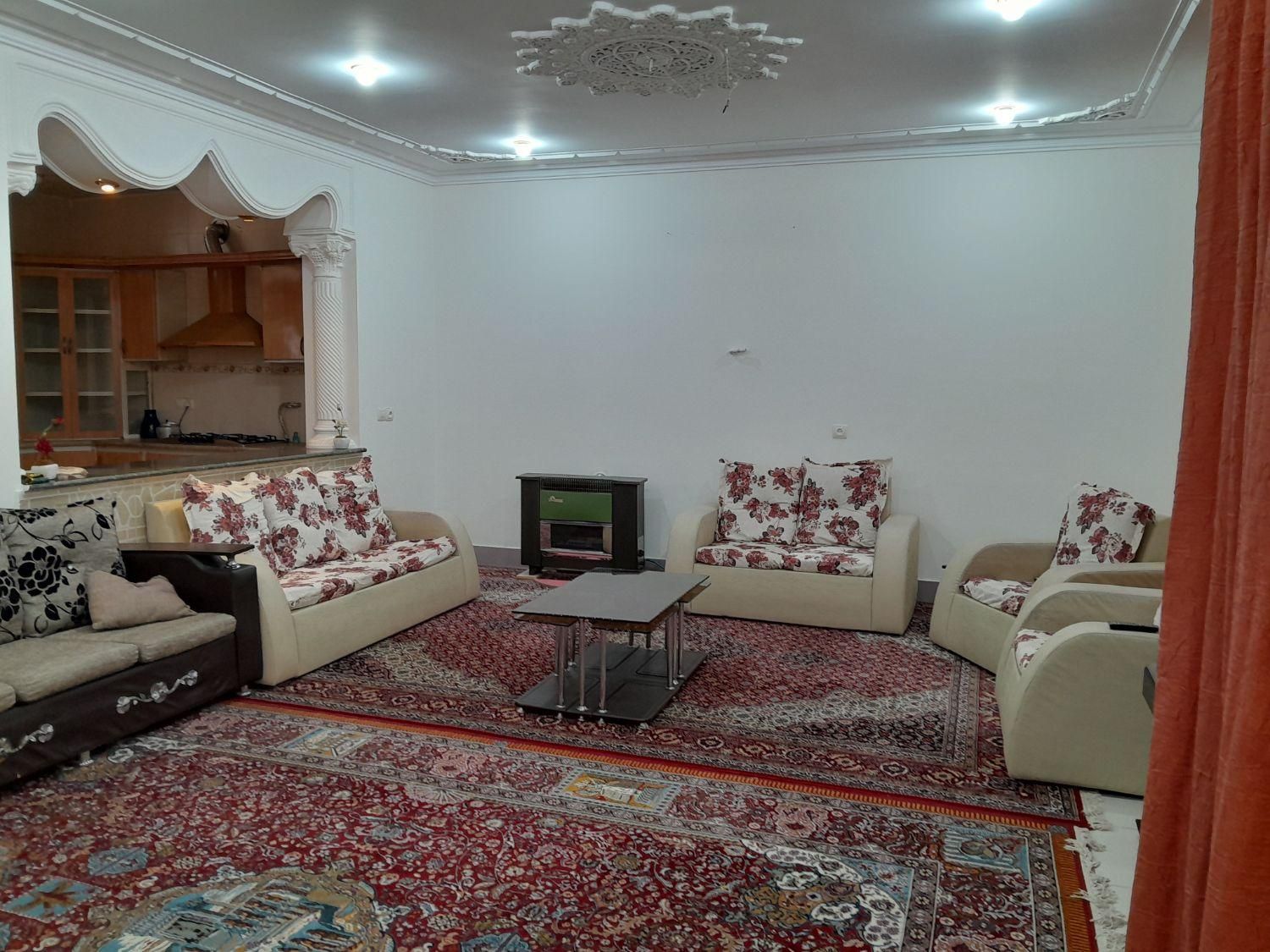 اجاره روزانه/هفتگی/ماهانه آپارتمان ۲۰۰ متری|اجارهٔ کوتاه‌مدت آپارتمان و سوئیت|کازرون, |دیوار