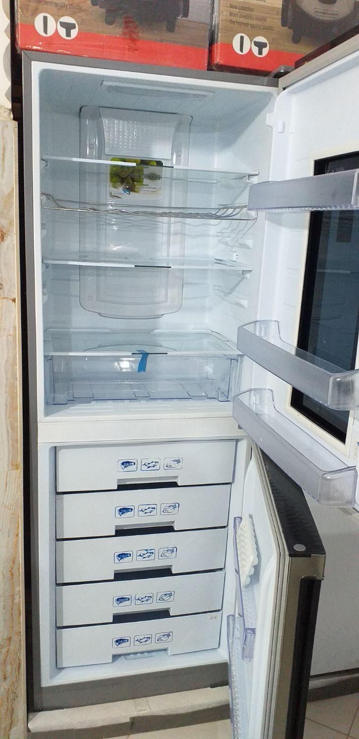 یخچال فریزر جنرال لوکسور دورین دور نقره ای|یخچال و فریزر|خرمآباد, |دیوار