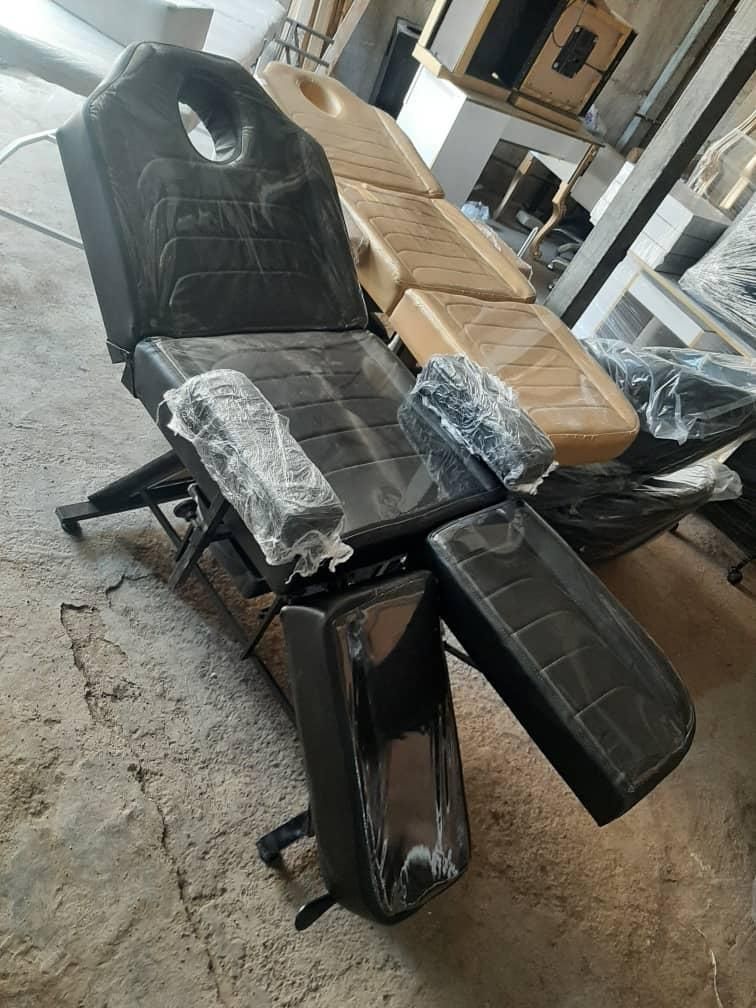 تخت تتو سه کاره|آرایشگاه و سالن‌های زیبایی|رشت, امین الضرب|دیوار