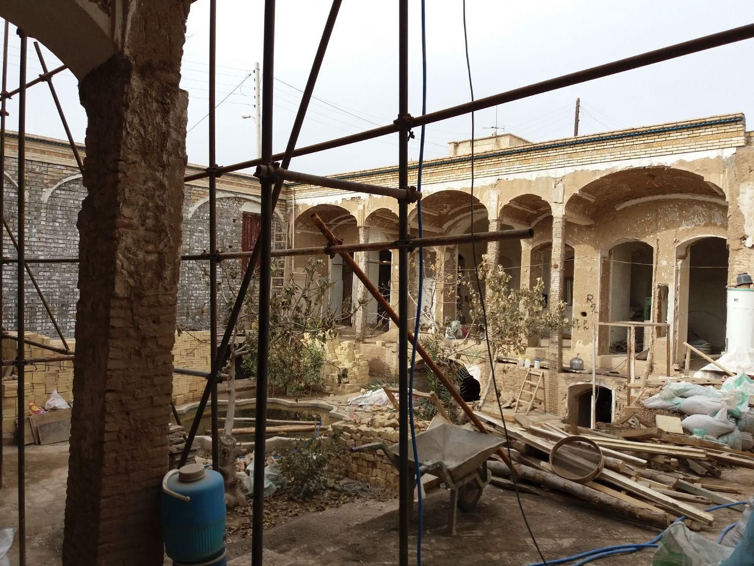 معماری سنتی / پیمانکاری سنتی / نماکاری سنتی|خدمات پیشه و مهارت|کاشان, دروازه فین|دیوار