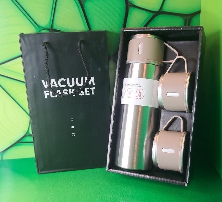 فلاسک ۳ لیوان با جعبه کادویی اصل|ظروف نگهدارنده، پلاستیکی، یک‌بارمصرف|مشهد, سرافرازان|دیوار