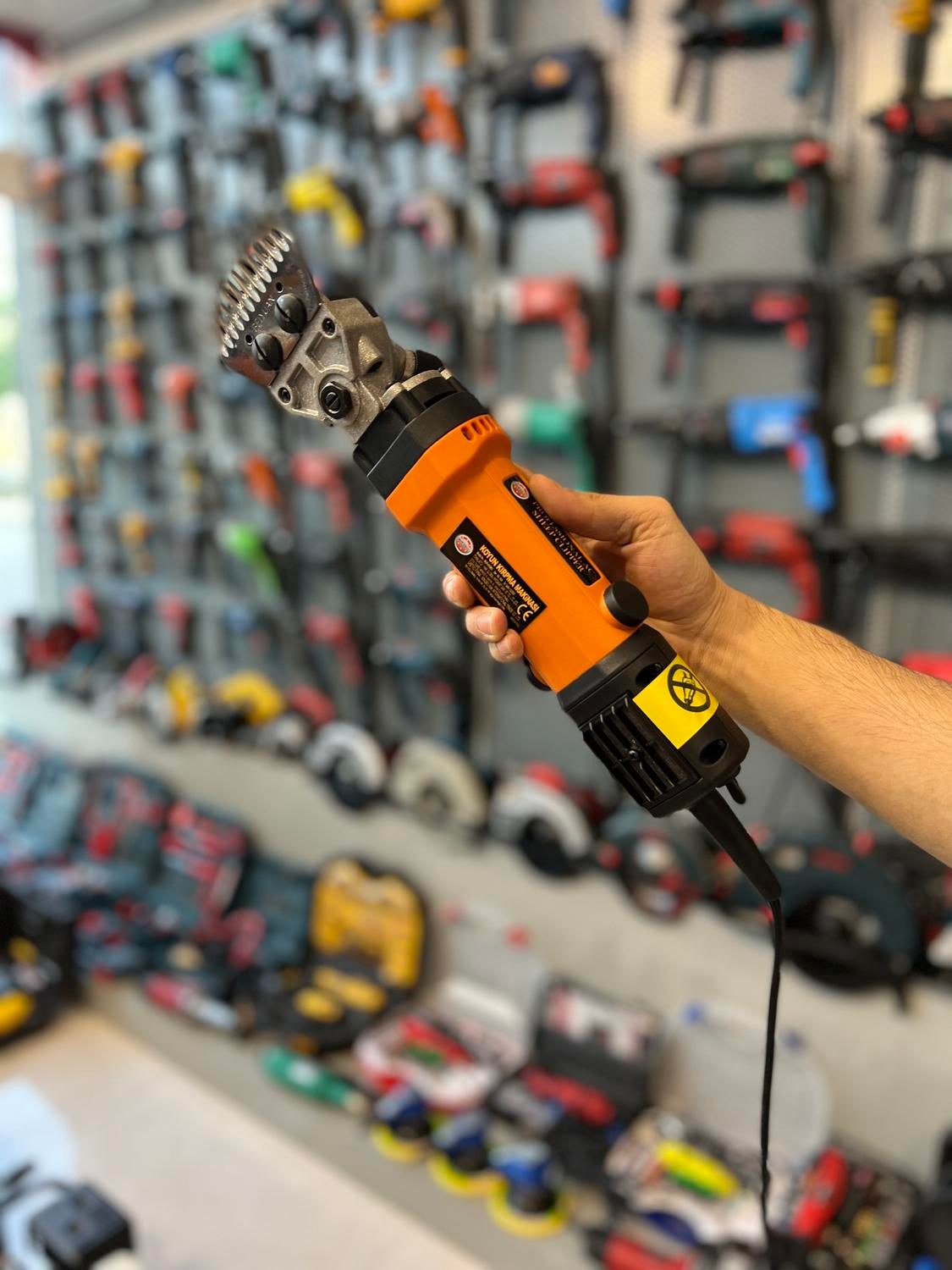 پشم چین گوسفند پشم زن گوسفند و حیوانات|ماشینآلات صنعتی|مشهد, هنرور|دیوار