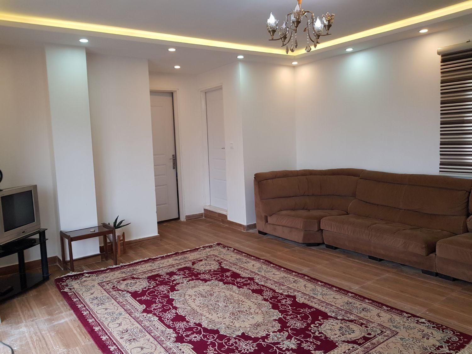 ویلا داخل رشت فوق تمیز با پارکینگ|اجارهٔ کوتاه‌مدت ویلا و باغ|رشت, کوی امام رضا|دیوار