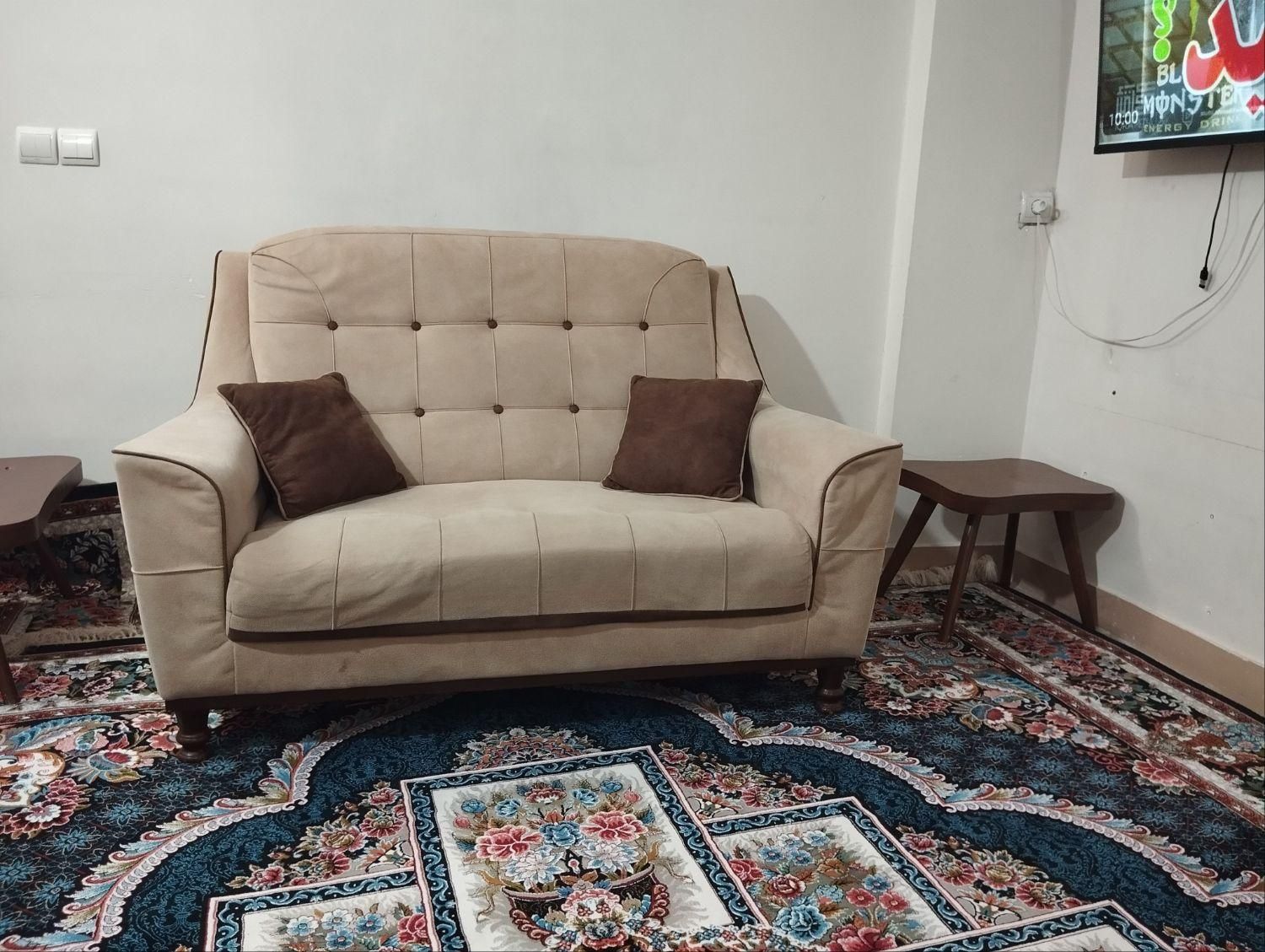 مبل راحتی ۸نفره|مبلمان خانگی و میز عسلی|تهران, آبشار|دیوار