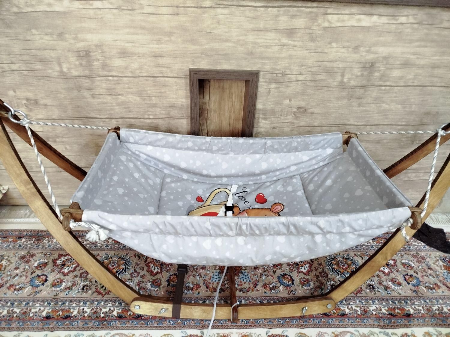 گهواره در حد نو|اسباب و اثاث بچه|بجنورد, |دیوار