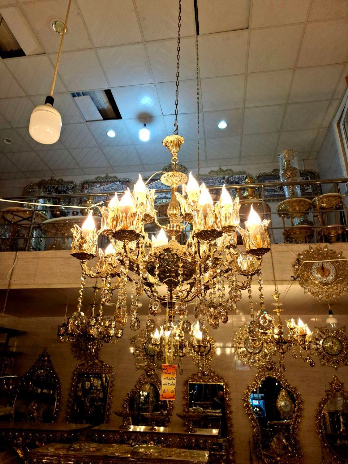 لوستر برنز طوق دار سنگین(برنز ایرانیان)|لوستر و چراغ آویز|کرمانشاه, |دیوار