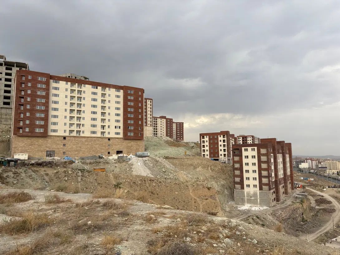 فروش آپارتمان ۹۷ متری ۲ خوابه در فاز ۲ پاسداران|پیشفروش املاک|پردیس, فاز ۲|دیوار