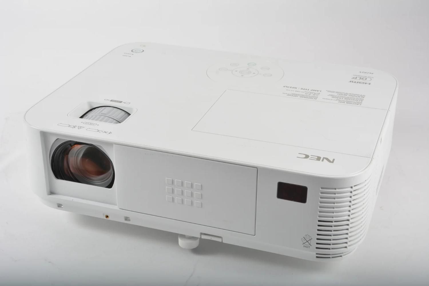 ویدئو پروژکتور فول پورت NEC NP-M282X|تلویزیون و پروژکتور|مشهد, هنرستان|دیوار