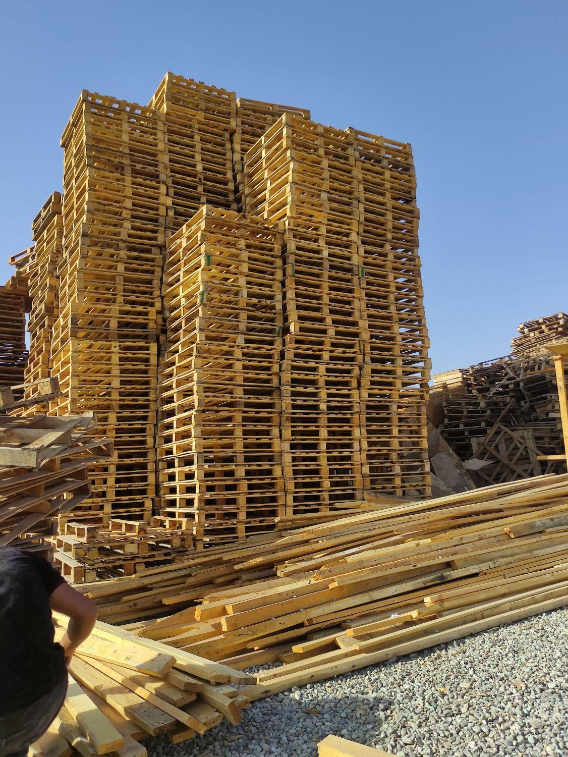 پالت چوبی و پلاستیکی و ساخت انواع صندوق|عمدهفروشی|تهران, مشیریه|دیوار