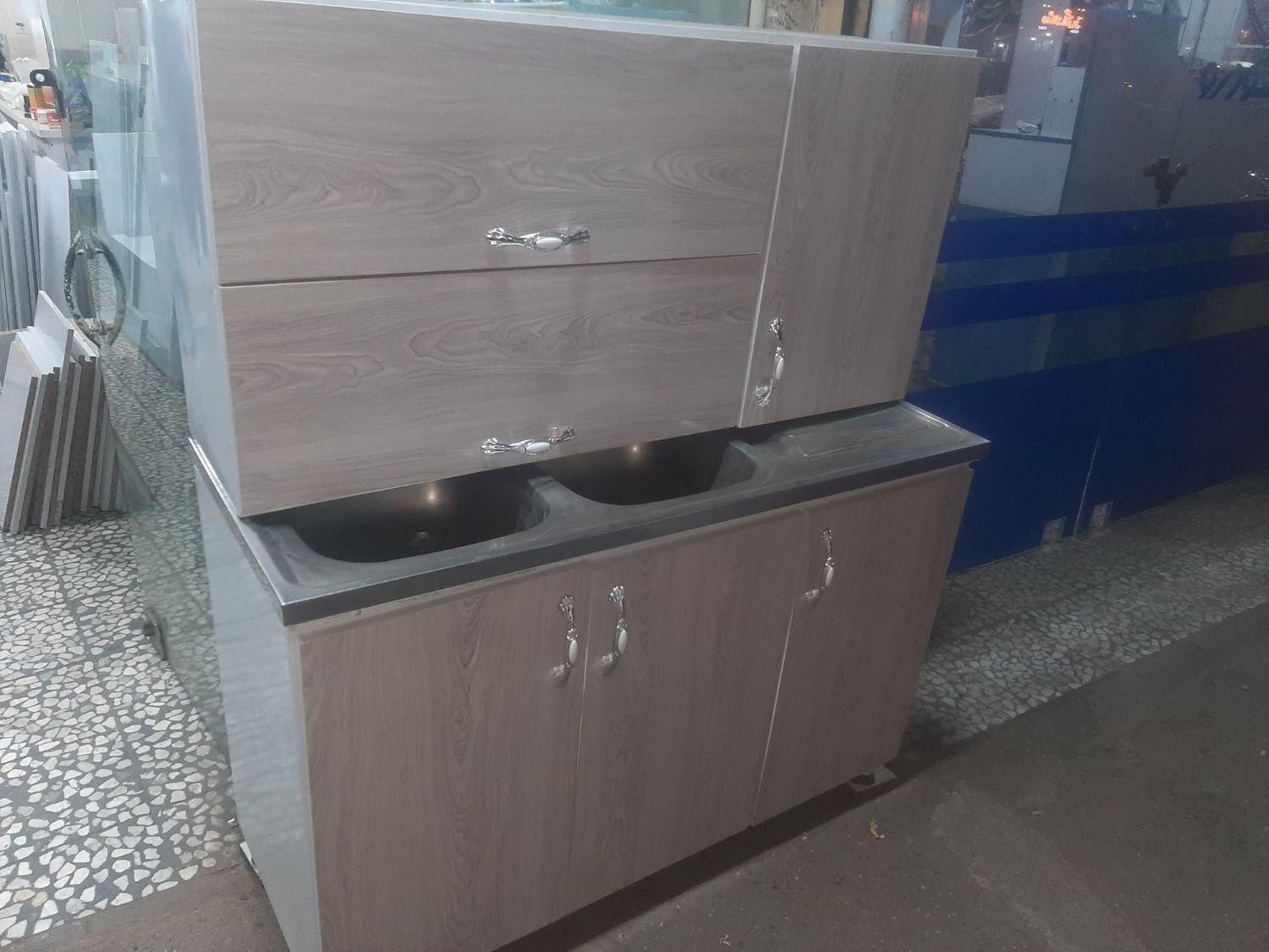 تولیدی کابینت فلزی و چوبی بدنه فلز درب ام دی اف|مصالح و تجهیزات ساختمان|رشت, معلولین|دیوار