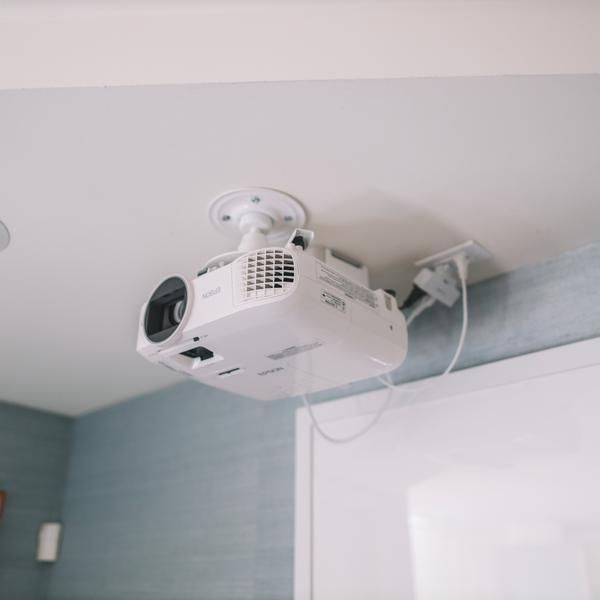 ویدیو پروژکتور برای منازل و بازی ها|تلویزیون و پروژکتور|شیراز, ستارخان|دیوار