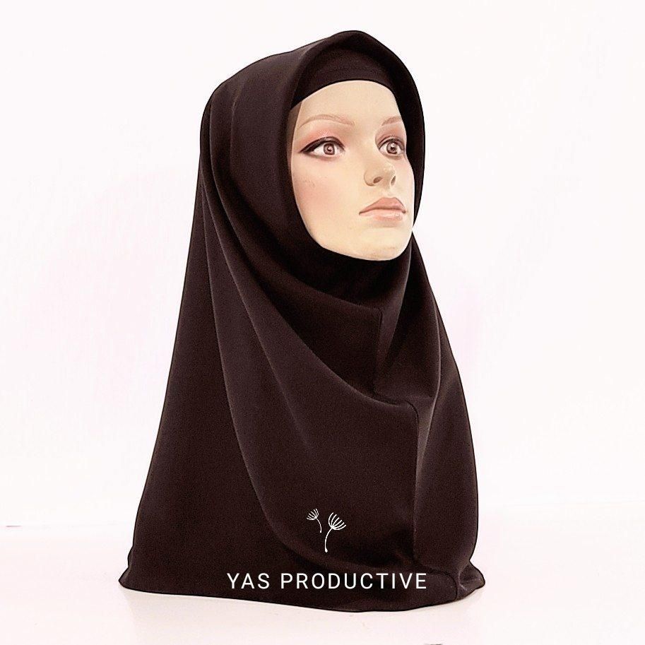 مقنعه|لباس|قم, حنیف نژاد|دیوار