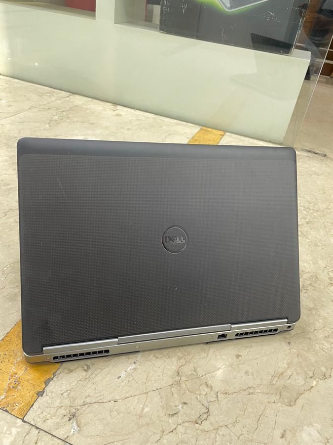 لپتاپ precision Dell 7710 گرافیک مجزا با ضمانت|رایانه همراه|تهران, فردوسی|دیوار