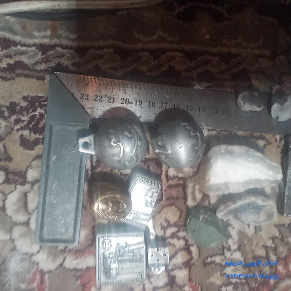 فروش چندقلم اشیای ی وباستانی باقیمت مناسب|کلکسیون اشیاء عتیقه|قزوین, |دیوار