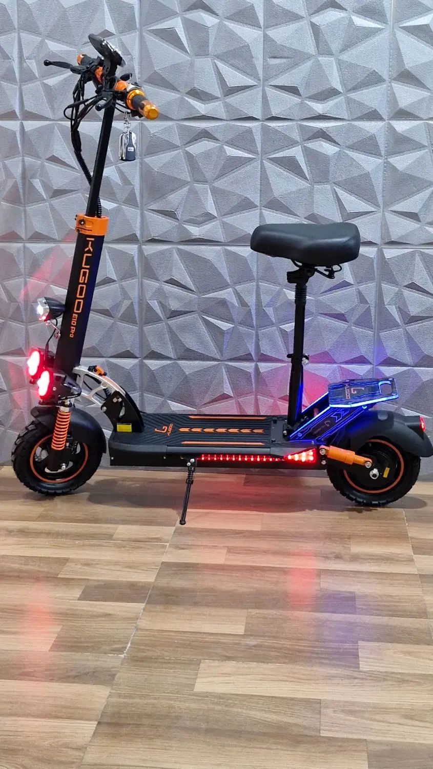 اسکوتر برقی GMAX pro|دوچرخه، اسکیت، اسکوتر|قم, کیوانفر|دیوار