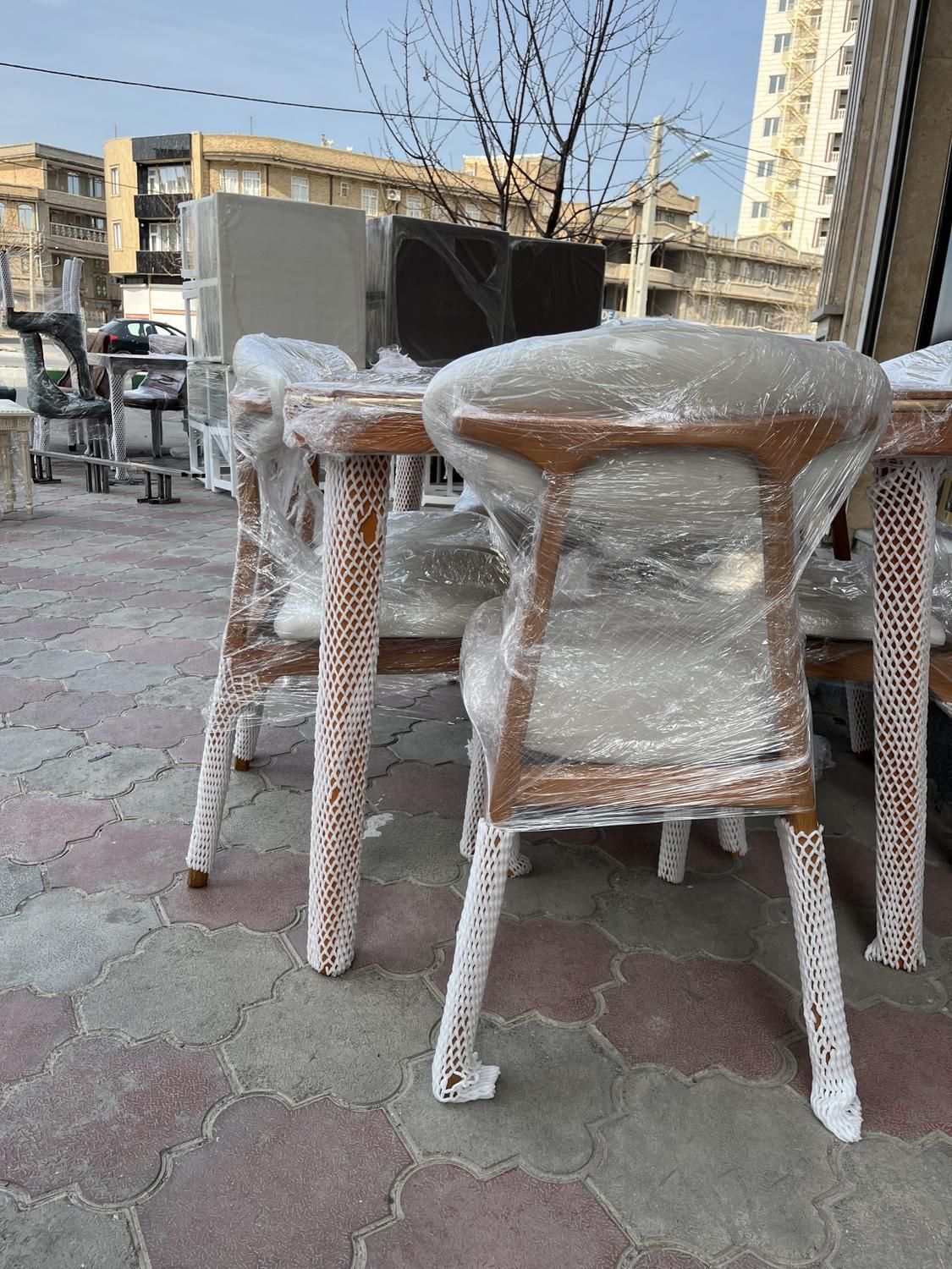 میز غذاخوری میز نهارخوری راحت و مدرن|میز و صندلی غذاخوری|ارومیه, |دیوار