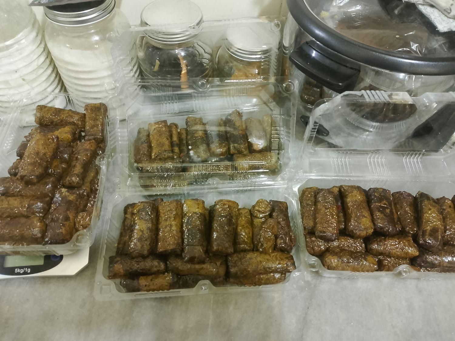 انواع دلمه برگ و کلم و بادمجان و فلفل ،کوفته.خونگی|خوردنی و آشامیدنی|تهران, دروازه شمیران|دیوار