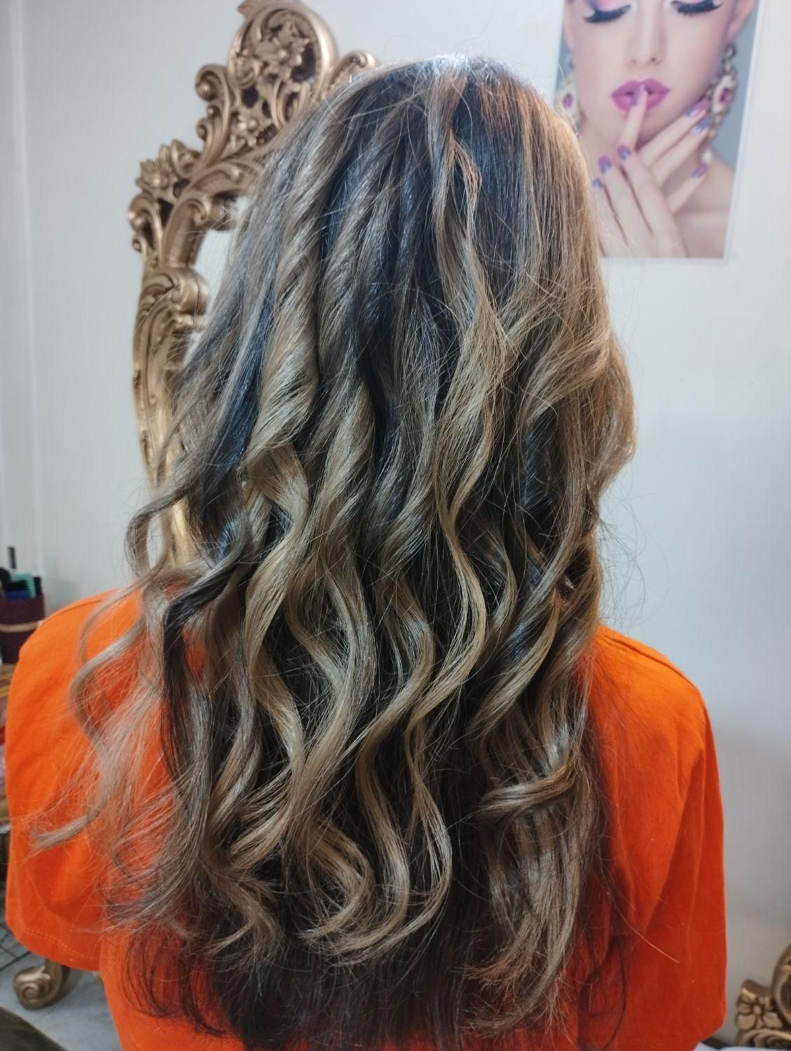 ترمیم ناخن ۲۵۰ کاشت ناخن ۴۰۰ تخصصی|خدمات آرایشگری و زیبایی|تهران, امام حسین|دیوار