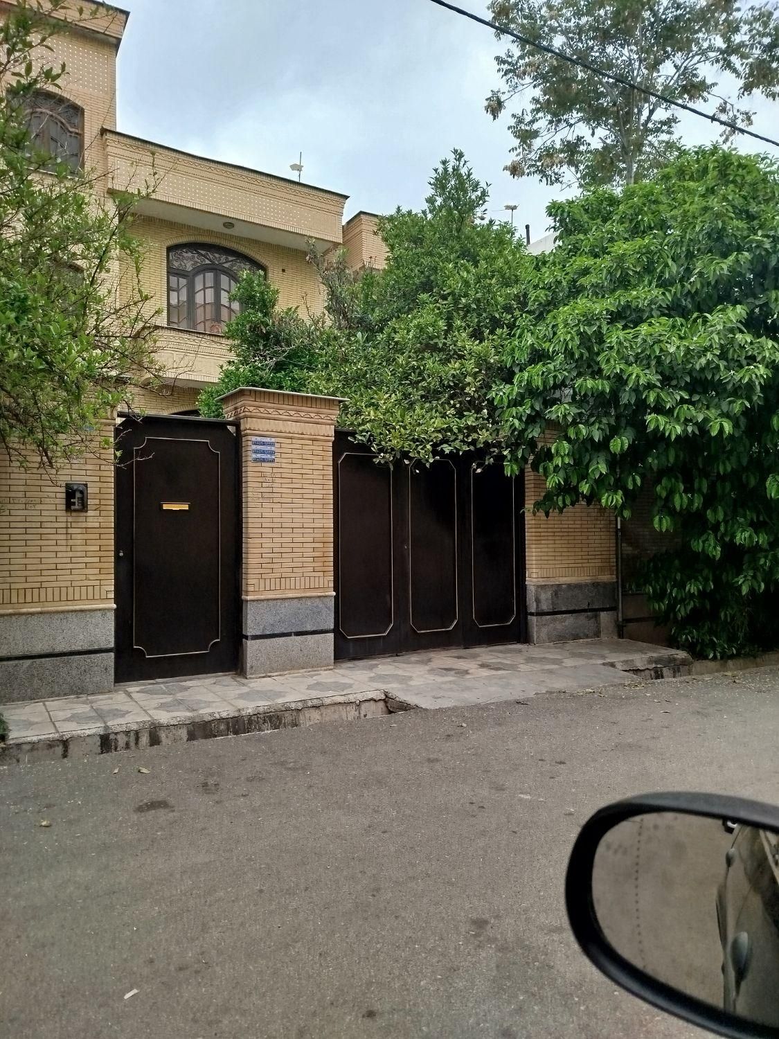 ویلایی دربست معالی آباد/ خلبانان|فروش خانه و ویلا|شیراز, معالی‌آباد|دیوار