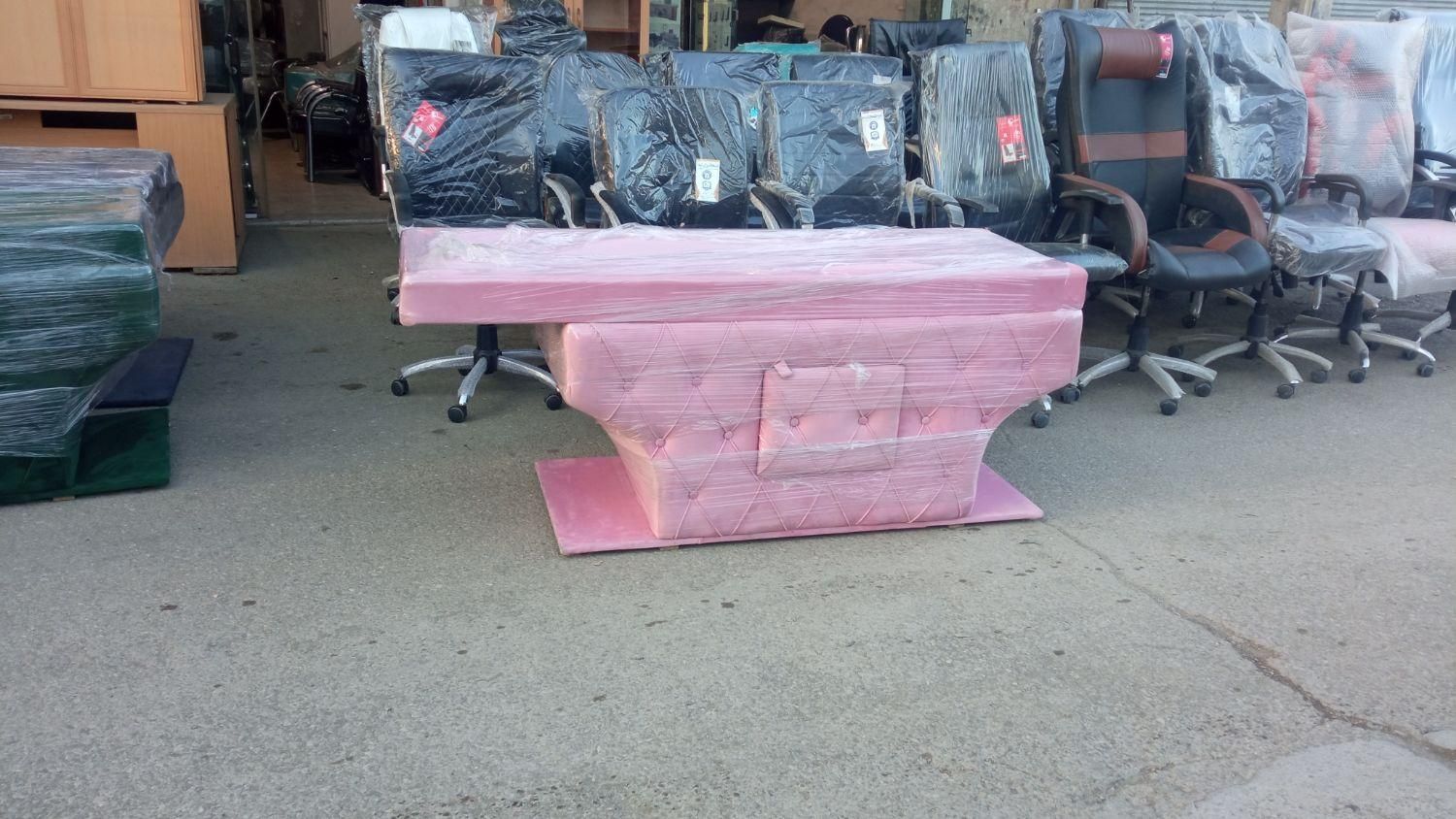 تخت چستر|آرایشگاه و سالن‌های زیبایی|سنندج, |دیوار