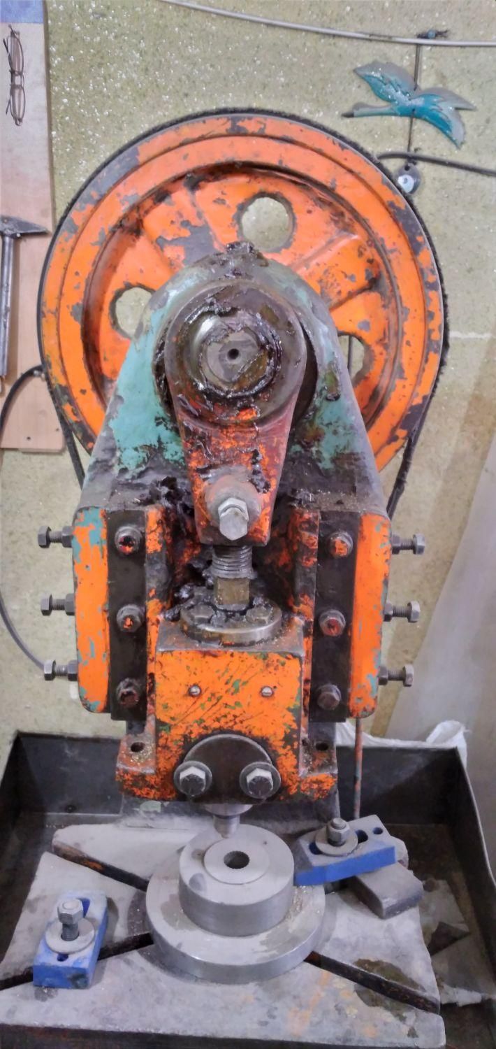 پرس ضربه ای ۱۲ تن دستگاه پرس|ماشینآلات صنعتی|فردیس, شهرک وحدت|دیوار