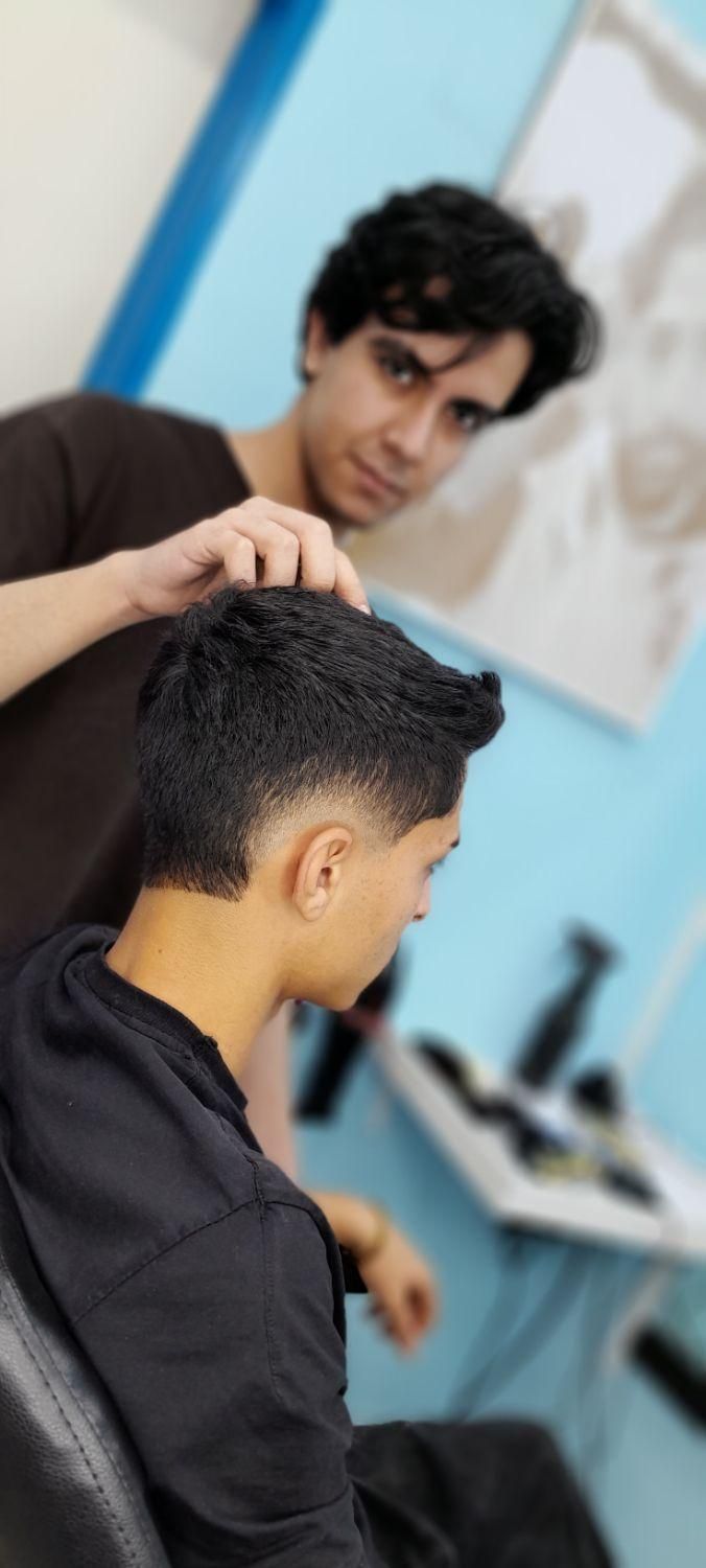 آموزشگاه و آموزش آرایشگری مردانه ، اصلاح باکیفیت|خدمات آرایشگری و زیبایی|اندیشه, اندیشه فاز ۱|دیوار