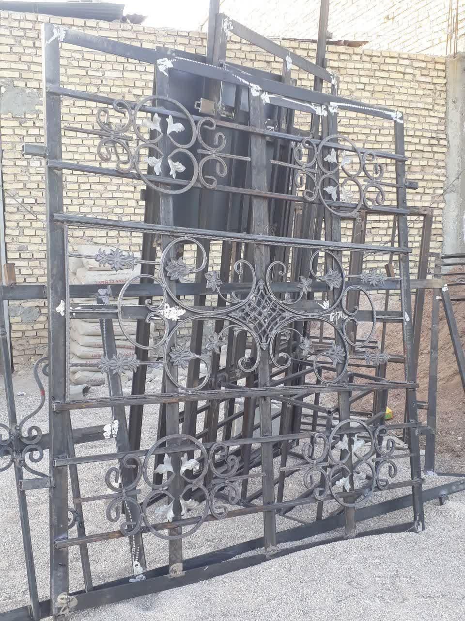 درب هال پنجره طرح فرفوژه کدL|مصالح و تجهیزات ساختمان|اهواز, زرگان|دیوار