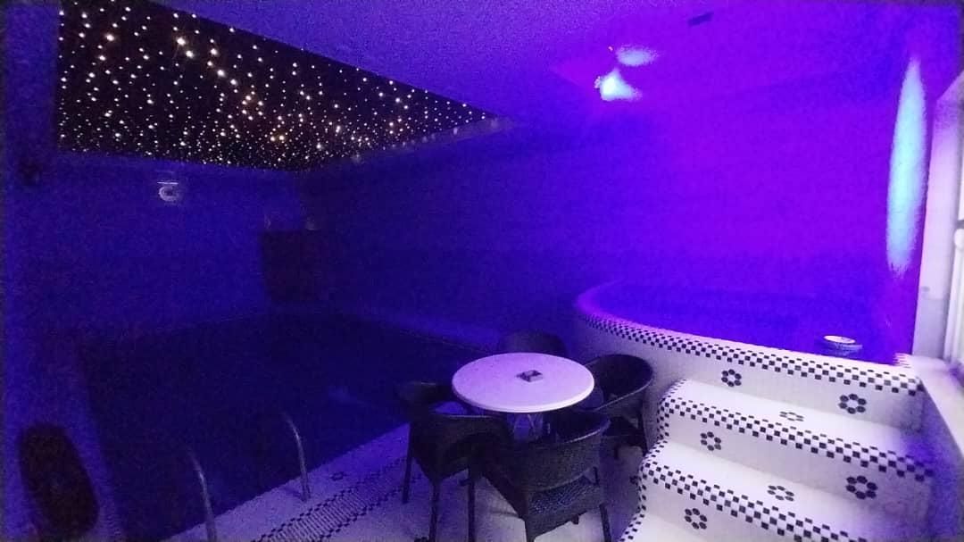 ویلا استخر و جکوزی لاکچری، مستقیم با مالک،متل قو.|اجارهٔ کوتاه‌مدت ویلا و باغ|سلمان‌شهر, |دیوار