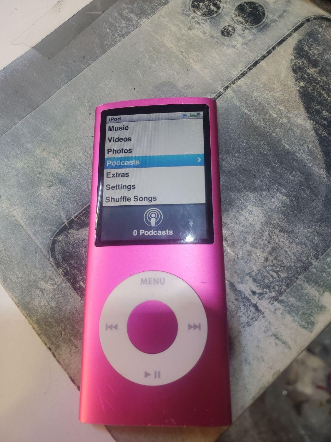 apple ipod nano 8GB|پخش‌کننده همراه|ارومیه, |دیوار