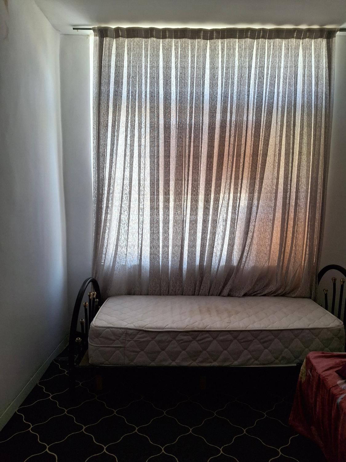 خوابگاه دخترانه خیابان صورتگر اتاق دو تخته|اجارهٔ دفتر کار، اتاق اداری، مطب|شیراز, سینما سعدی|دیوار