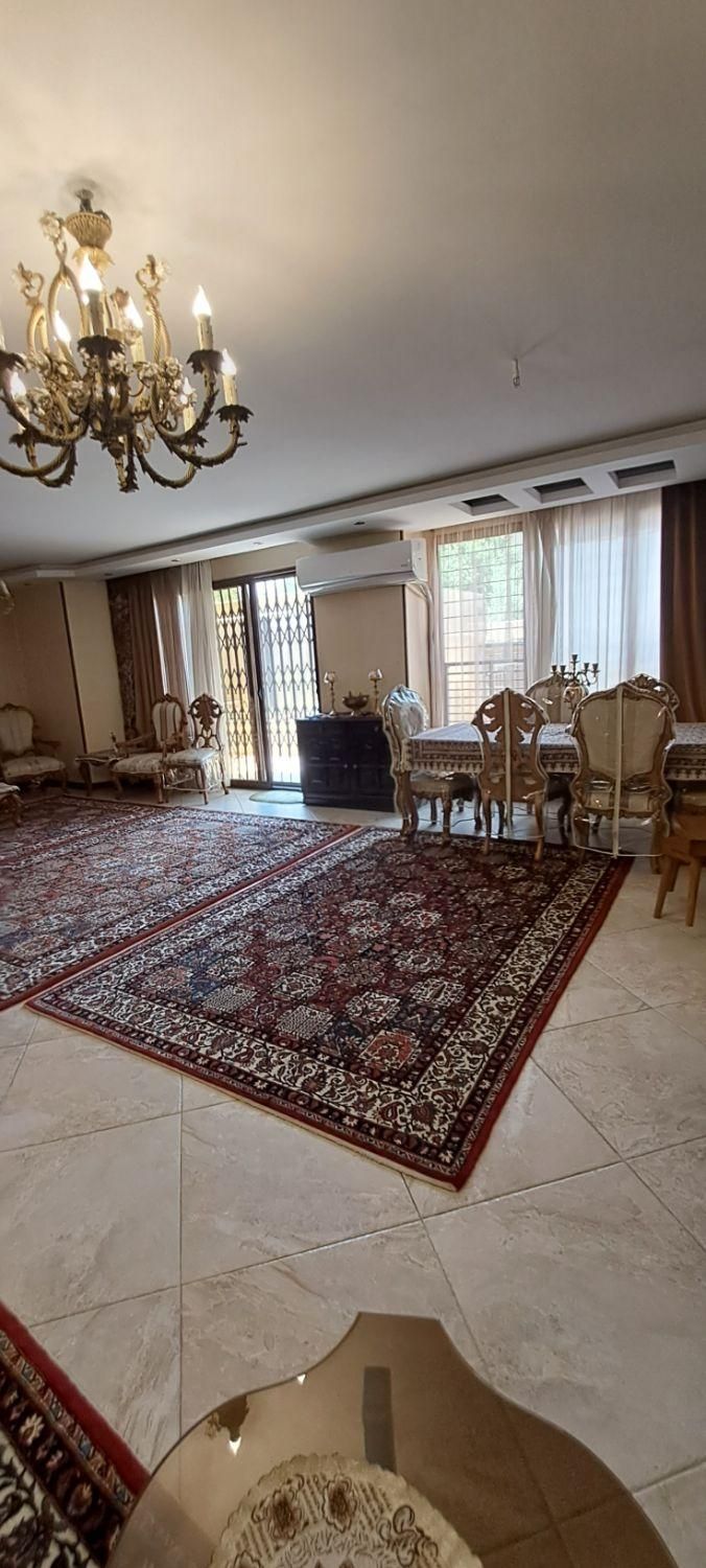 ۱۹۳ متر جابر*چهار خواب*حیاط اختصاصی*معاوضه|فروش آپارتمان|اصفهان, طامه|دیوار