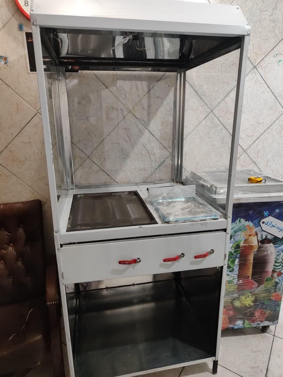 فر ساندویچیk/دستگاه جوجه گردانb/فر پیتزا a|کافی‌شاپ و رستوران|زنجان, |دیوار