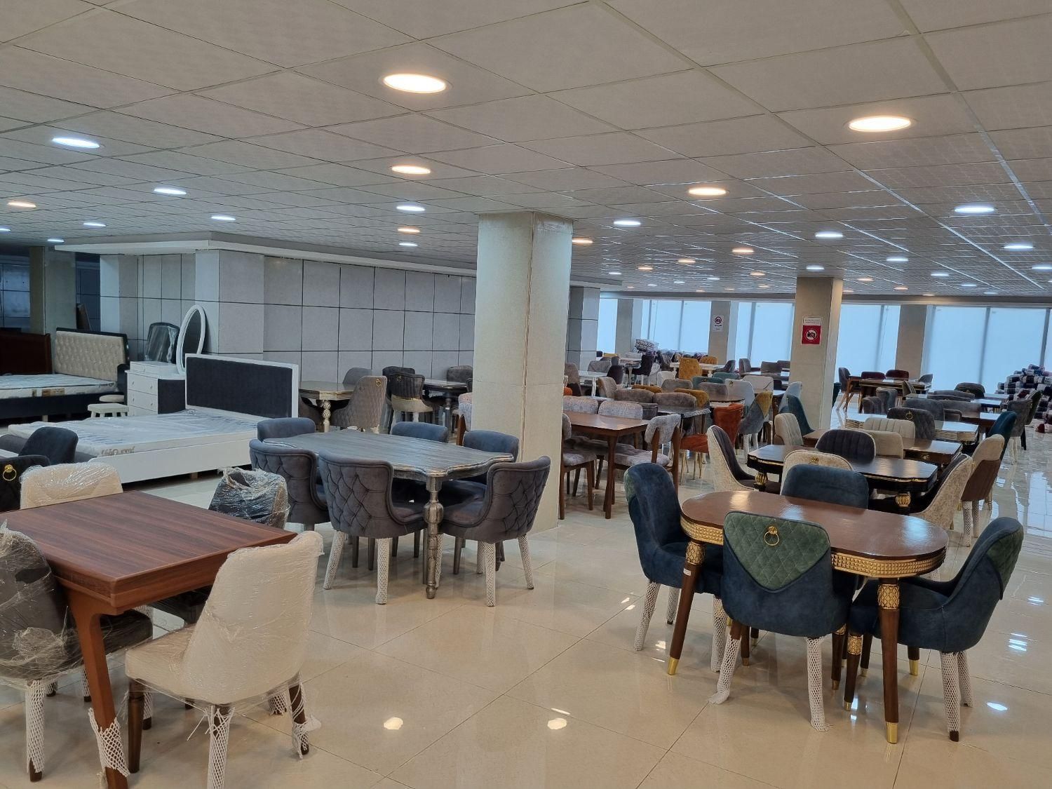 میز غذاخوی|میز و صندلی غذاخوری|بوشهر, |دیوار