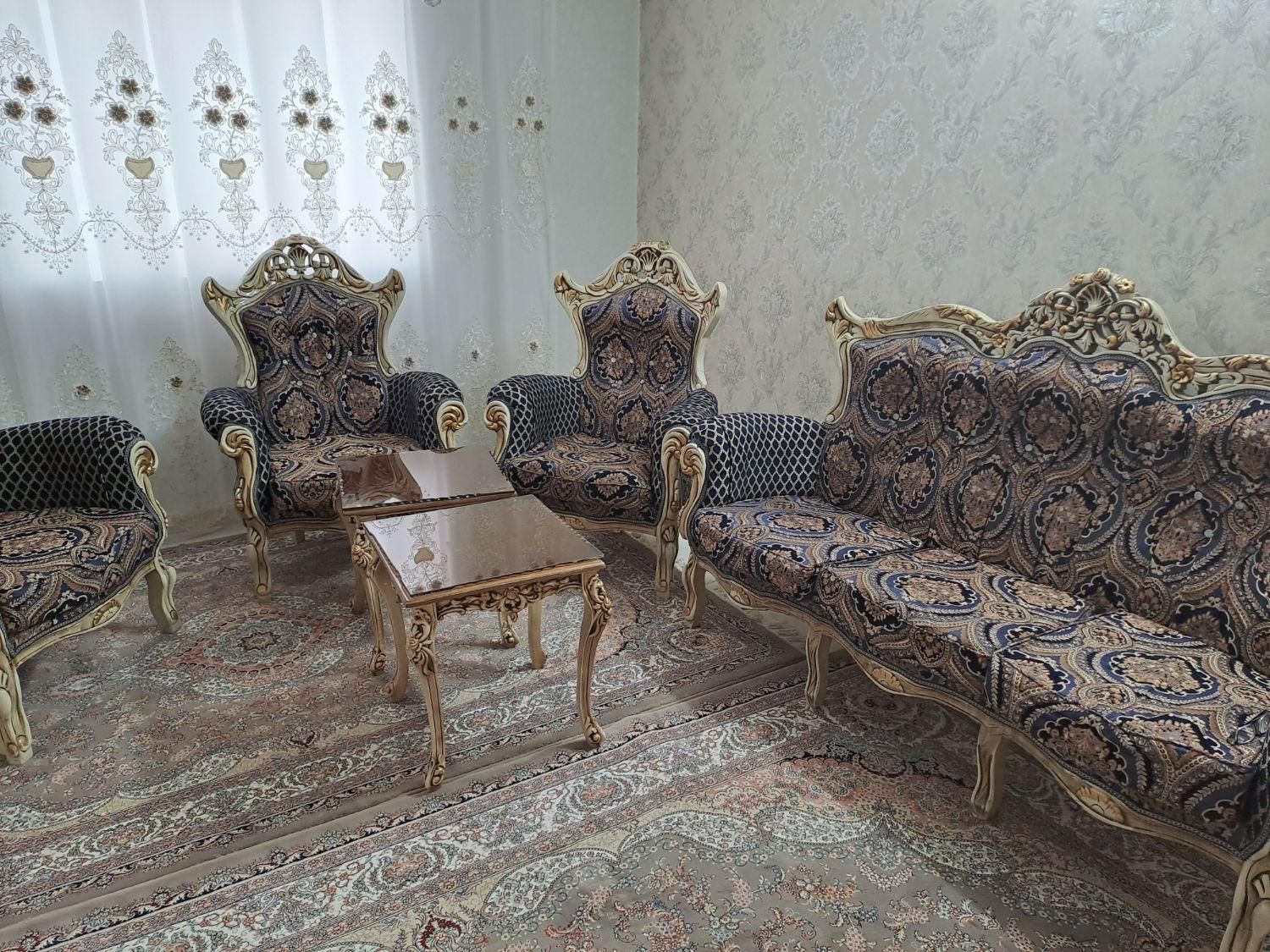 مبل ۷نفره بامیزعسلی|مبلمان خانگی و میز عسلی|پاکدشت, |دیوار
