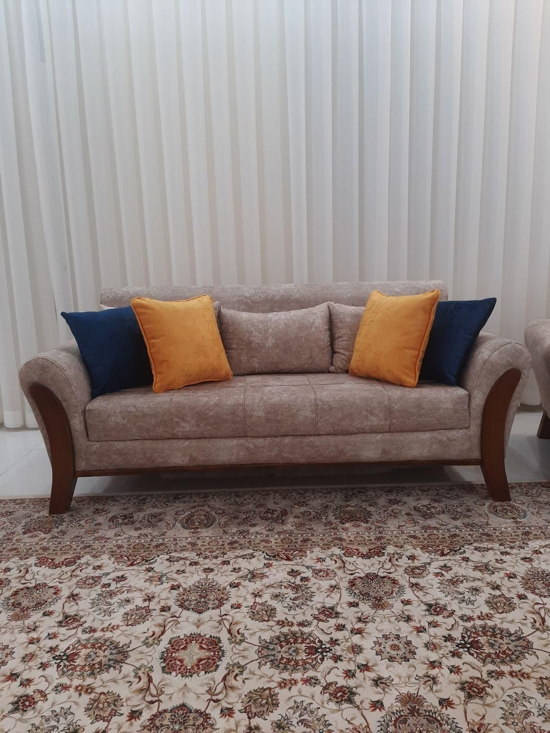 کوسن مبل|مبلمان خانگی و میز عسلی|اردکان, |دیوار