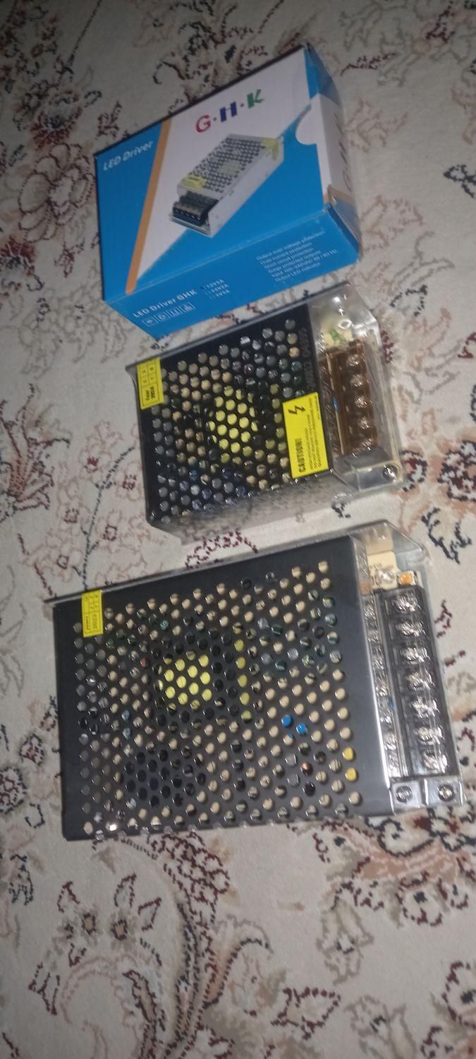 آداپتور ۱۲ ولت سوئیچینگ  ال ای دی LED درایور|قطعات و لوازم جانبی رایانه|کرج, چمران|دیوار