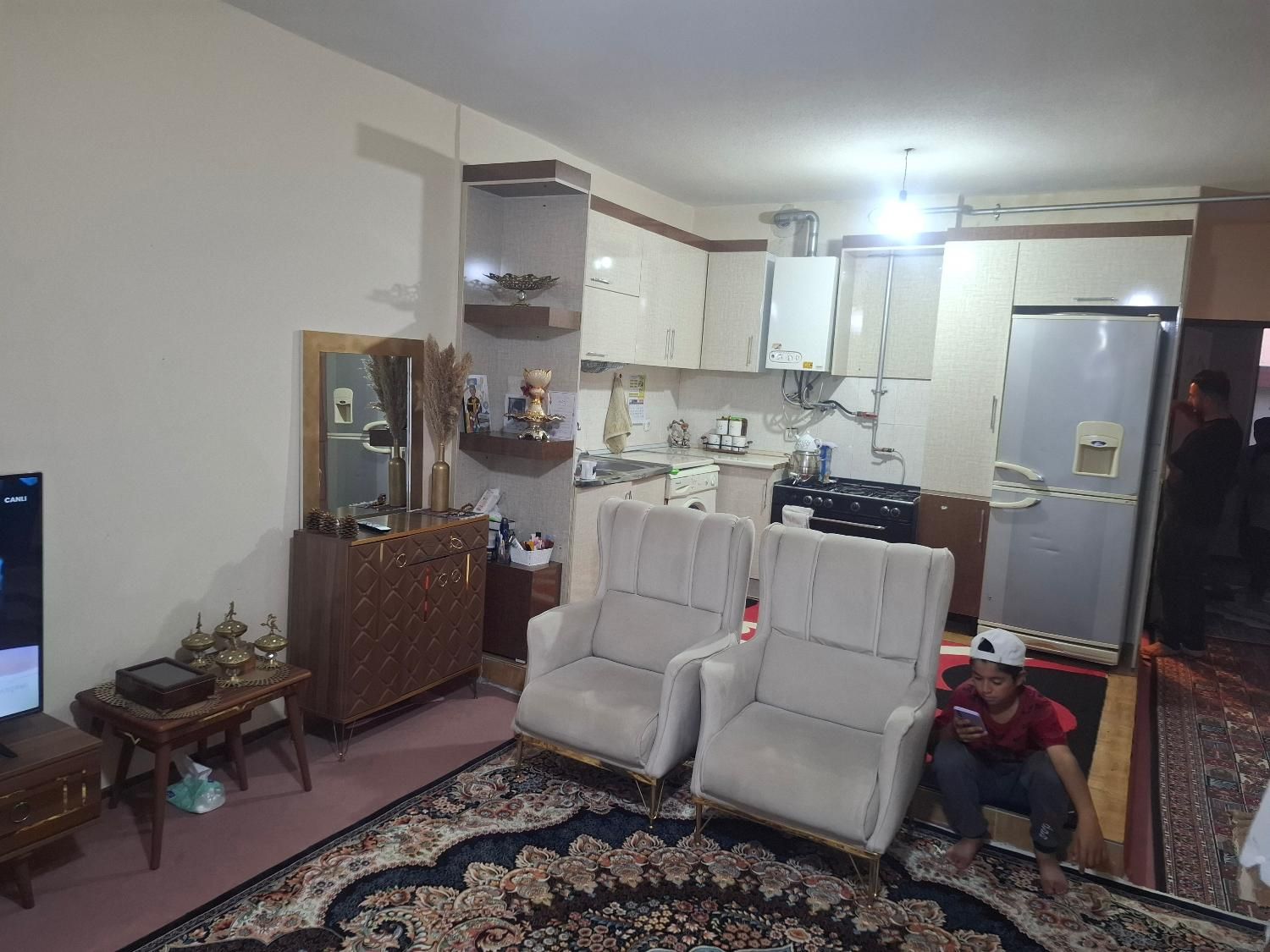 آپارتمان فاز دو بلوک B5 غربی طبقه آخر|فروش آپارتمان|پارس‌آباد, |دیوار