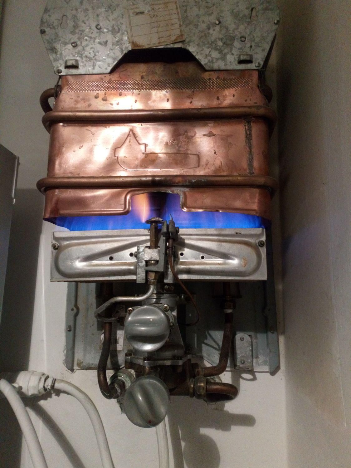 تعمیرات ضمانتی آبگرمکن دیواری وبخاری درمحل|خدمات پیشه و مهارت|مشهد, کوی سیدی|دیوار