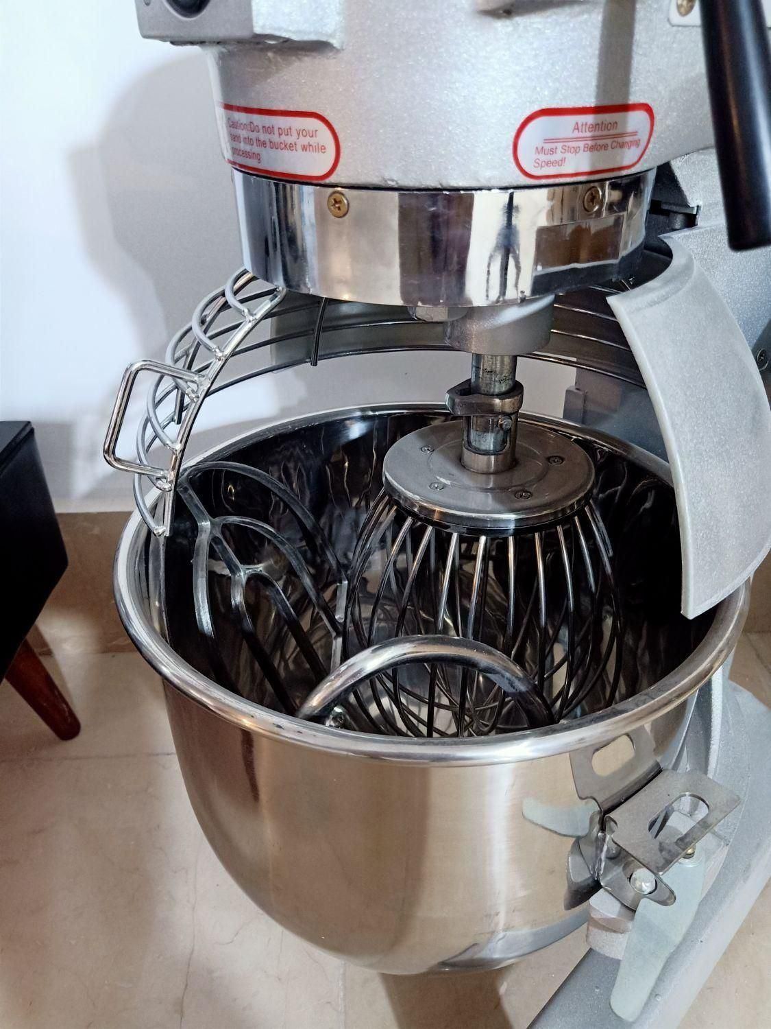 میکسر ۳ کاره قنادی ( انواع اسپیرال ) صنعتی|ماشینآلات صنعتی|تهران, ظفر|دیوار