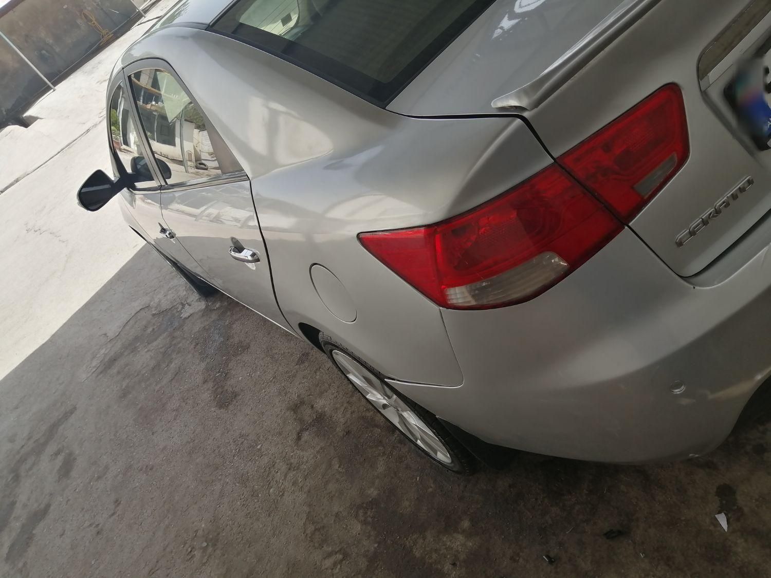 کیا سراتو اتوماتیک 2000cc، مدل ۲۰۱۰|خودرو سواری و وانت|کرمان, |دیوار
