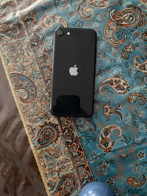 iPhone se|موبایل|تهران, باغ فیض|دیوار