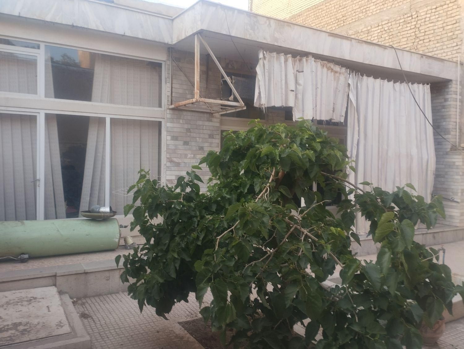 منزل کلنگی|فروش زمین و ملک کلنگی|اصفهان, سروستان|دیوار