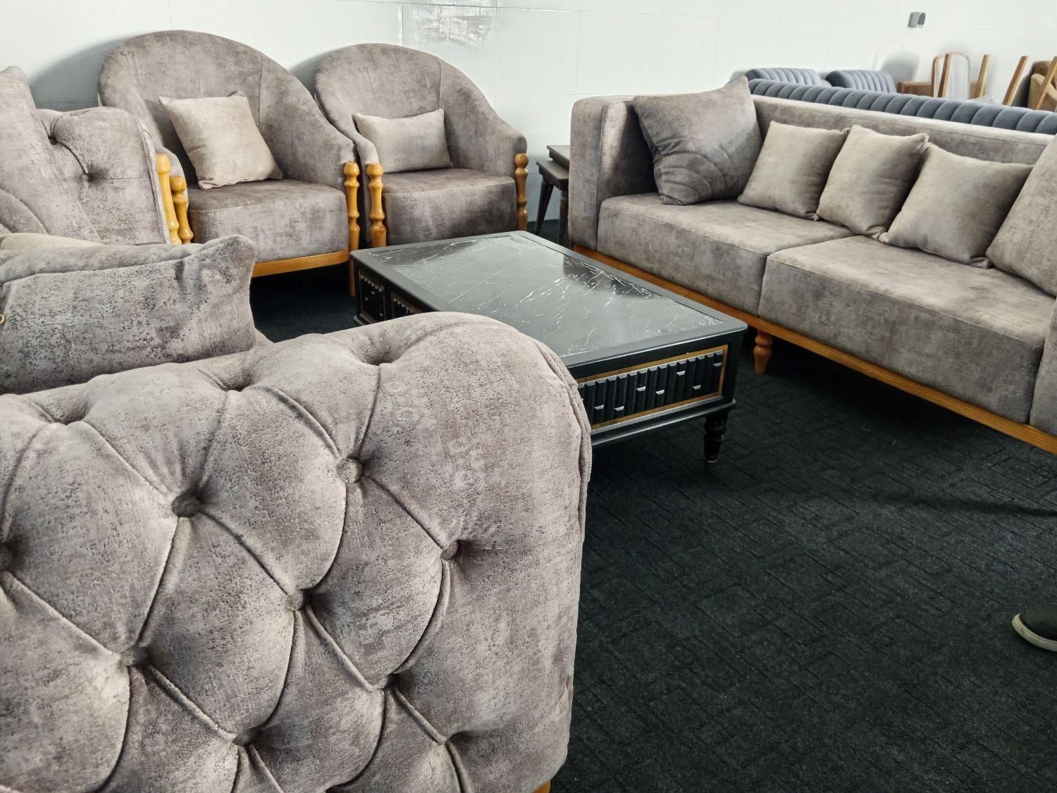 مبل وینچنزو|مبلمان خانگی و میز عسلی|یزد, |دیوار