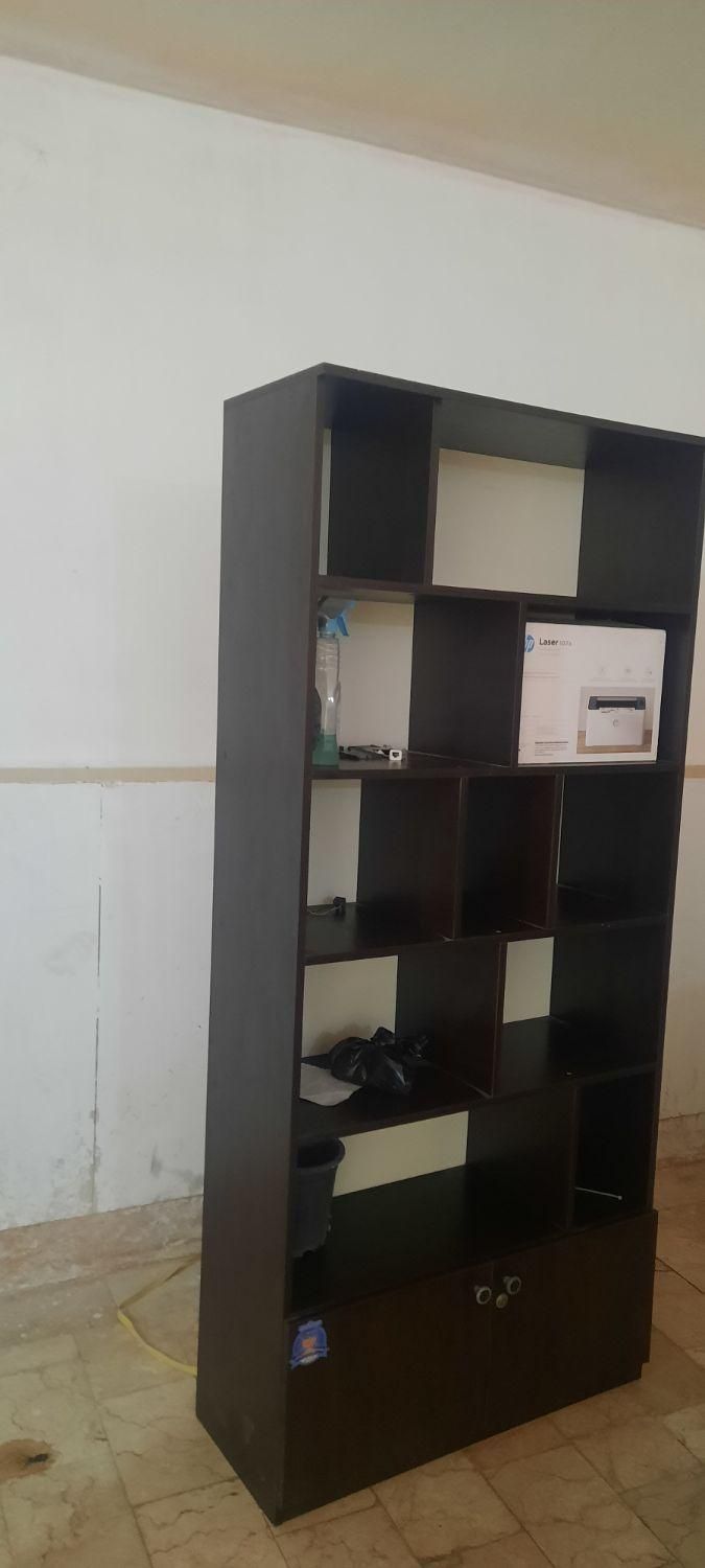 کتابخانه ام دی اف در حد نو|کتابخانه، شلف، قفسه‌های دیواری|بندر ماهشهر, |دیوار