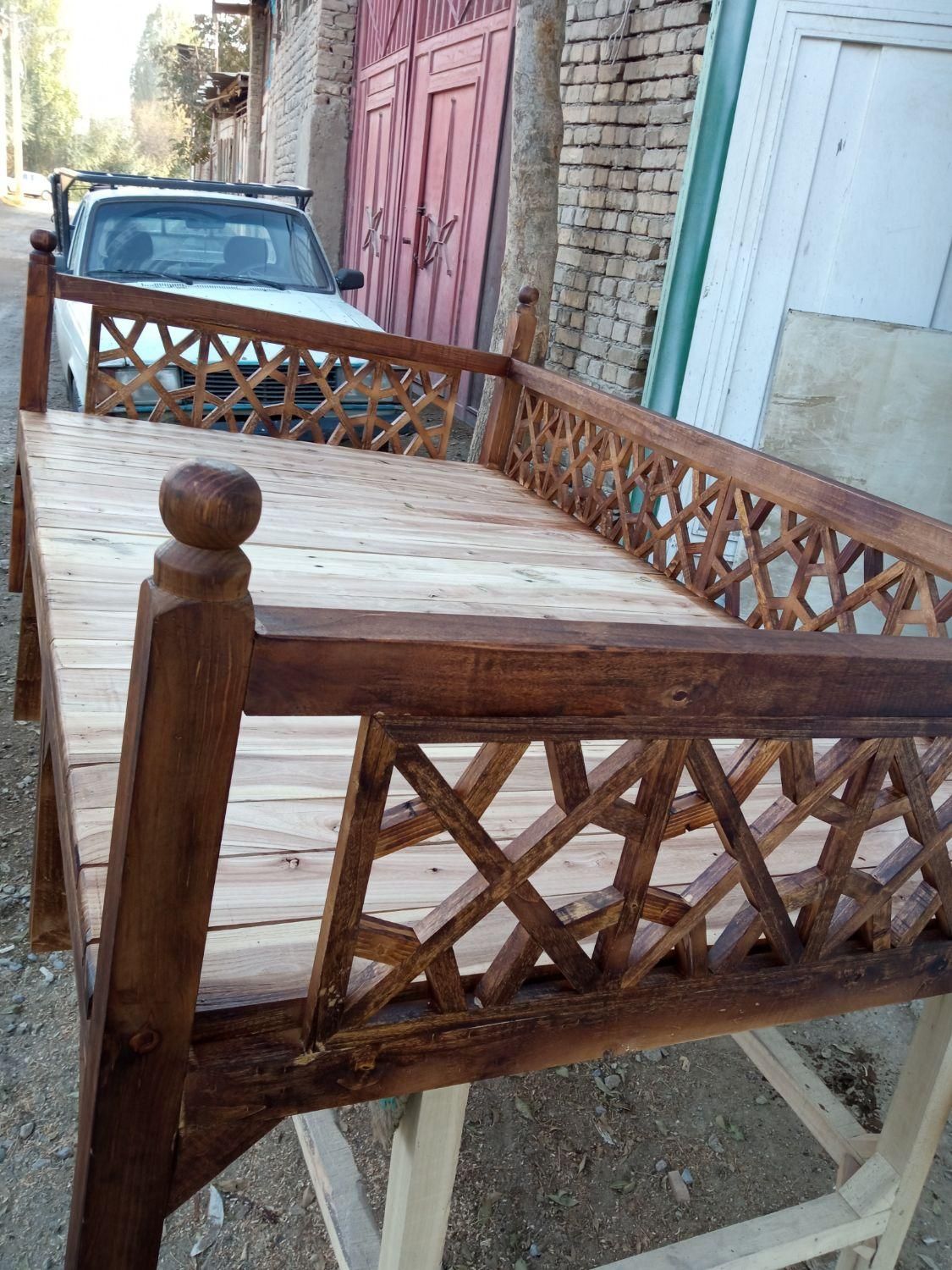 تخت سنتی گره چینی چوبی|تخت و سرویس خواب|همدان, |دیوار